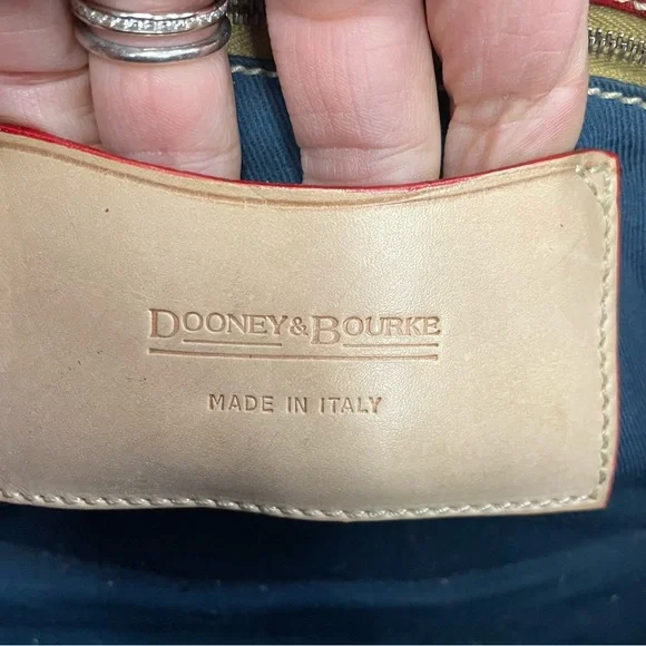 😍SOLD😍 Rare vintage Dooney & Burke shoulder bag - Picture 5 of 16